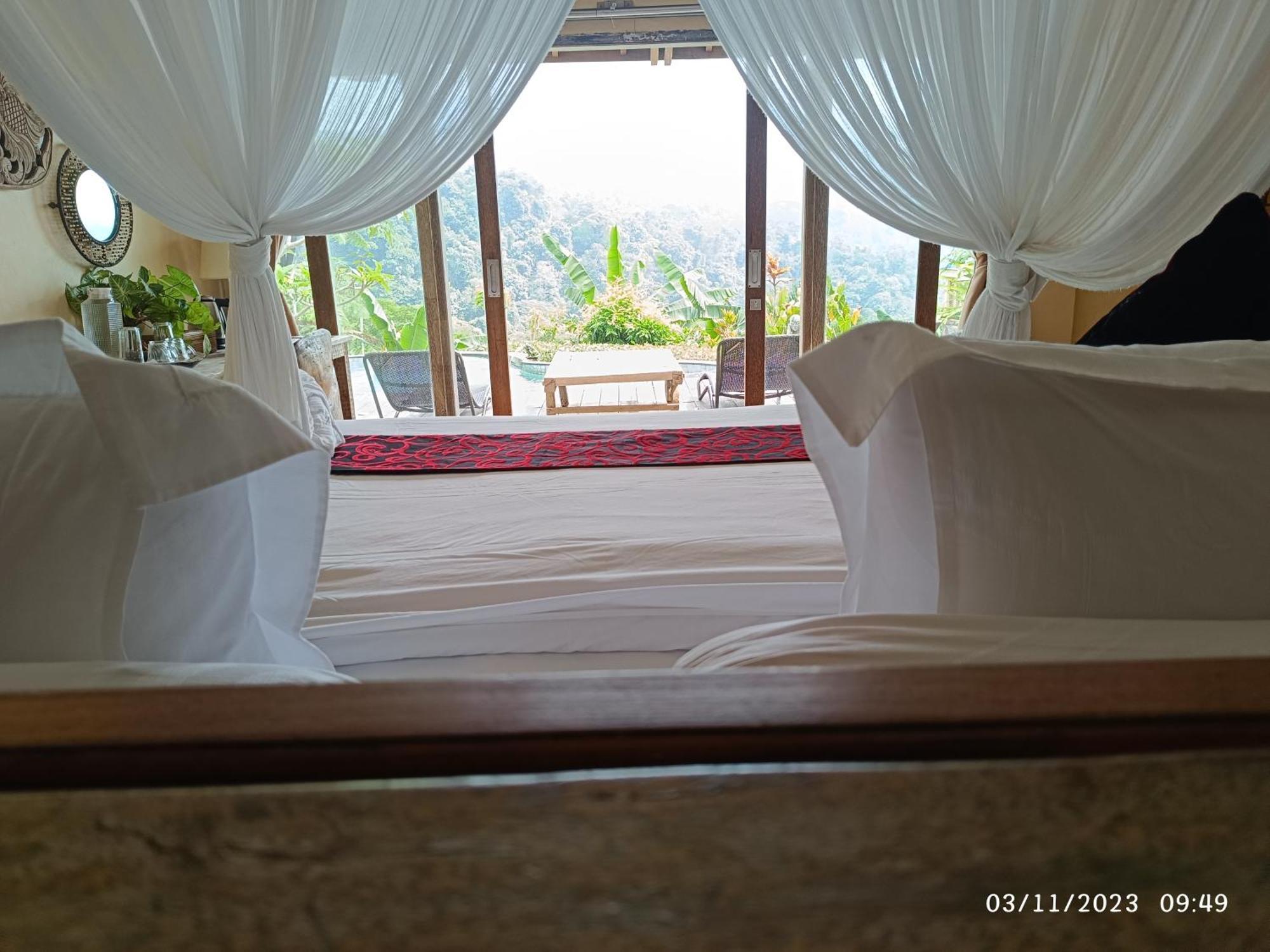 Dwan Tea Mountain Side Bed & Breakfast Jatiluwih Oda fotoğraf